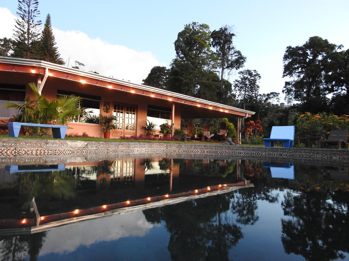 Nepenthe B&B El Castillo Exterior photo