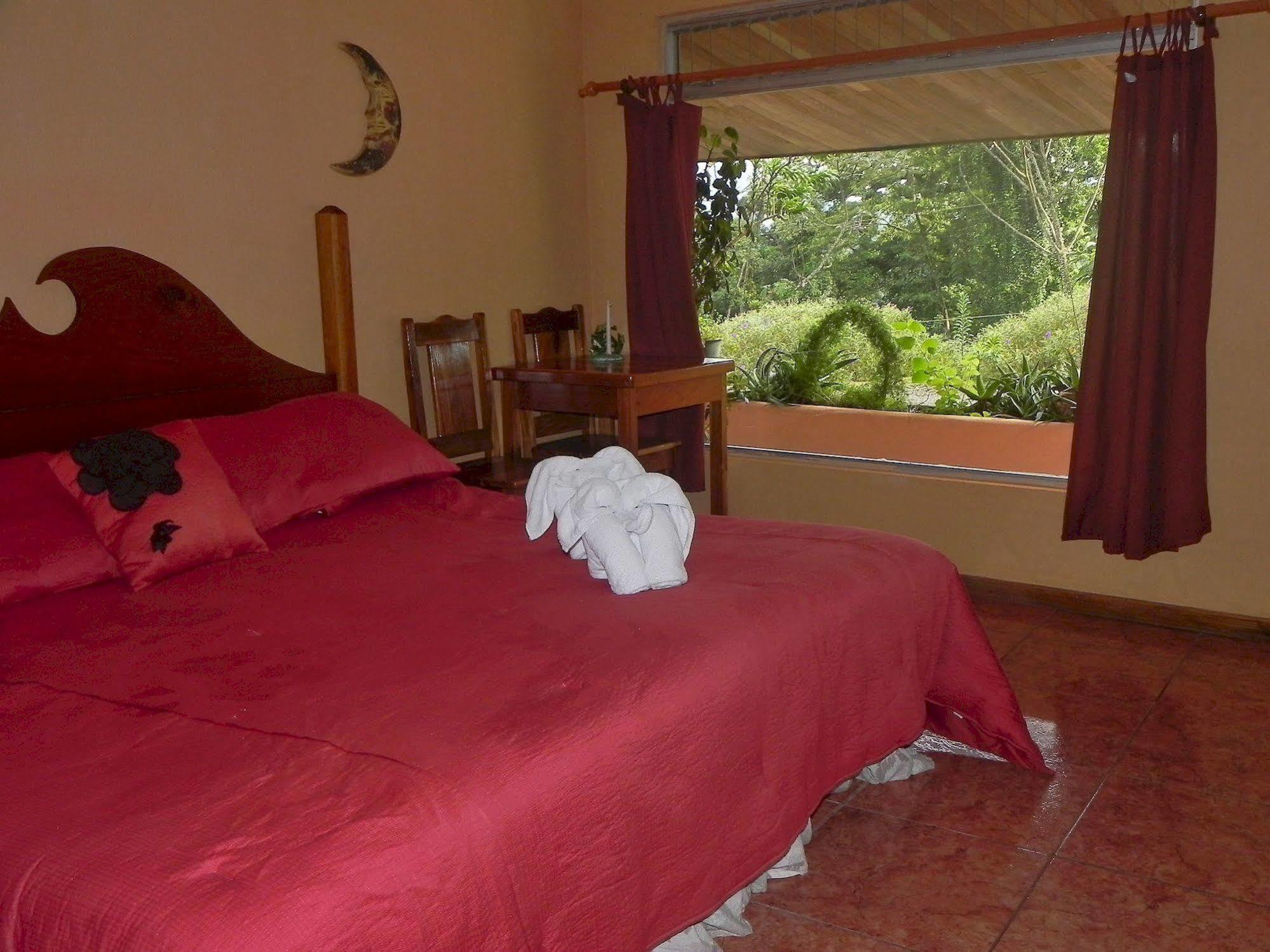 Nepenthe B&B El Castillo Exterior photo